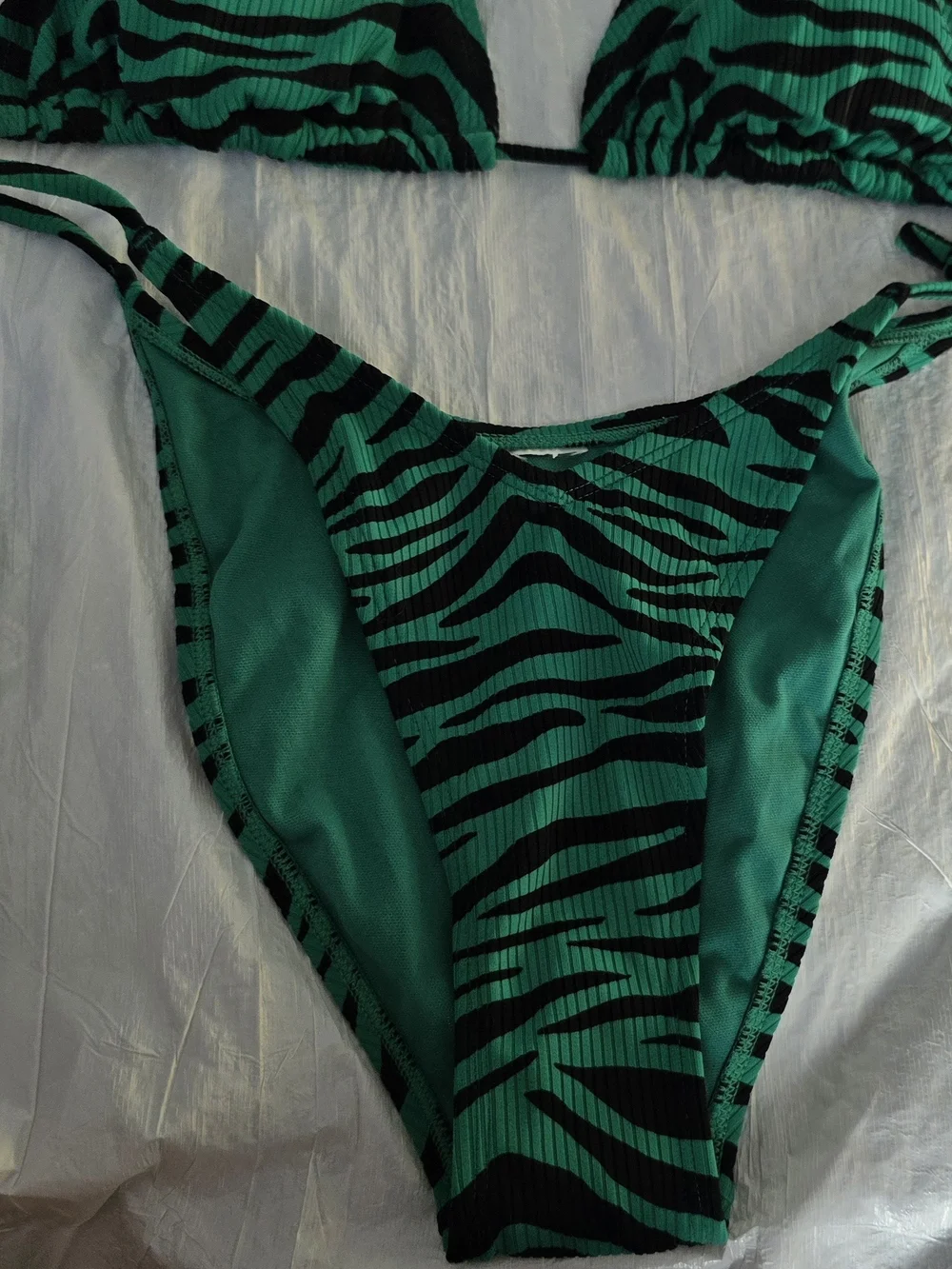NWOT Target Green Zebra-Print Bikini - Women Swim Top XL Btm M